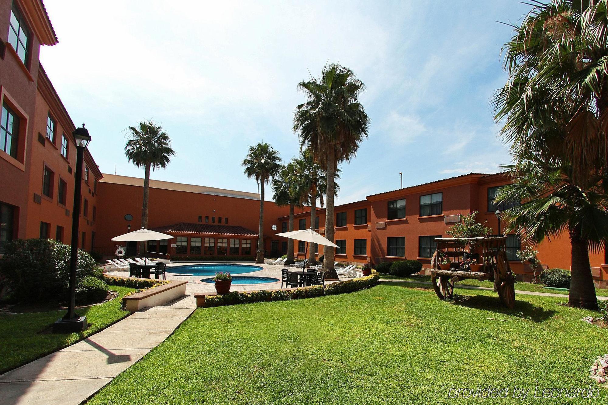 Fiesta Inn Saltillo Luaran gambar